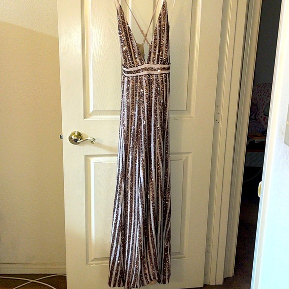 Dresses & Skirts - Sequin Stripe V-Neck Prom Dress in Rose Gold and White